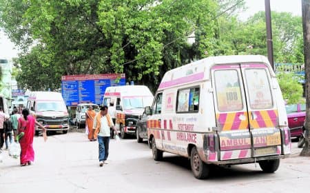 जिला अस्पताल में फिर अव्यवस्था, एम्बुलेंस पार्किंग आदेश बेअसर साबित हुए