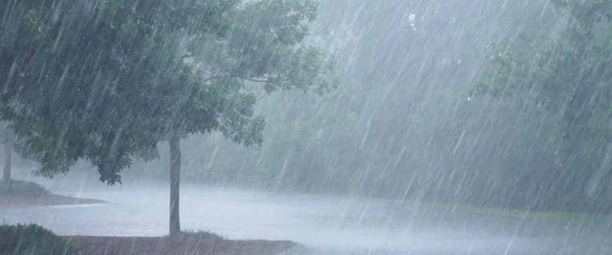   मध्यप्रदेश में प्री-मानसून: झाबुआ, धार-रतलाम में झमाझम और देवास में बारिश की वजह से कार रपटे में बही