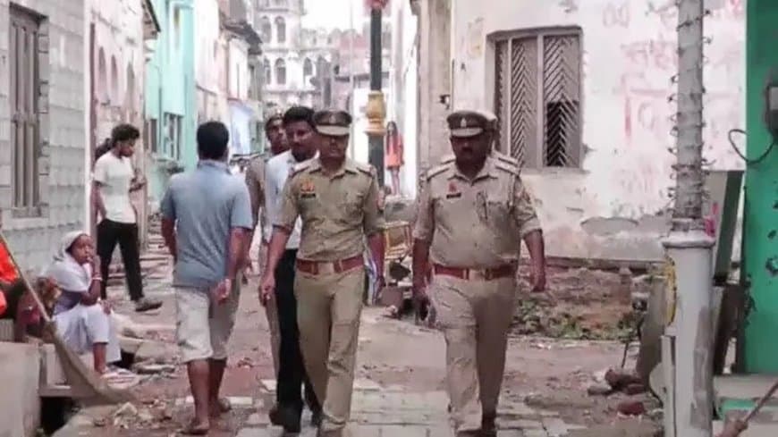 राम मंदिर में चढ़ावा चोरी: आरोपियों के घर पुलिस की छापेमारी... अब तक 79 लाख रुपए किए बरामद