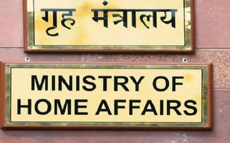 गृह मंत्रालय का बड़ा प्रशासनिक फेरबदल: 61 IAS और IPS अधिकारियों का तबादला