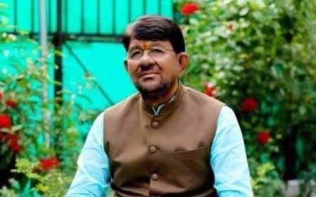  मध्यप्रदेश: राज्यमंत्री लखन पटेल से पशुपालन एवं डेयरी विभाग वापस ले लिया... अब खुद संभालेंगे मुख्यमंत्री