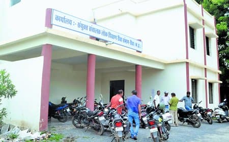 फर्जी हलफनामे से अनुकंपा नौकरी पाने वाले लिपिक निलंबित, वेतनवृद्धि वसूली के आदेश जारी