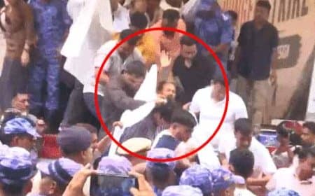 दिल्ली: अनशन के 21वें दिन जंतर-मंतर से वांगचुक को पुलिस ने किया छूमंतर... तड़के अस्पताल में कराया भर्ती दिल्ली: अनशन के 21वें दिन जंतर-मंतर से वांगचुक को पुलिस ने किया छूमंतर... तड़के अस्पताल में कराया भर्ती