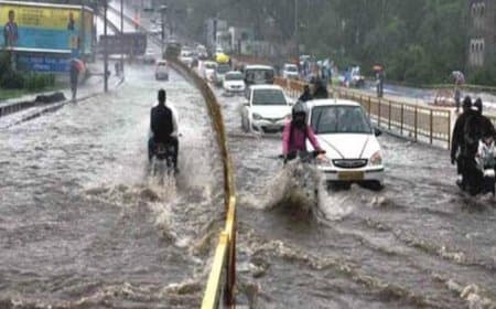 मध्यप्रदेश: भोपाल-रायसेन में रातभर से बारिश, निचली बस्तियां जलमग्न... 4 जिलों में भारी बारिश का अलर्ट