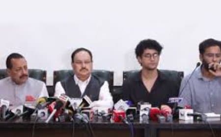 कॉकरोच जनता पार्टी का आंदोलन समाप्त: सरकार ने मानी सभी मांगें, जंतर-मंतर पर प्रदर्शन खत्म