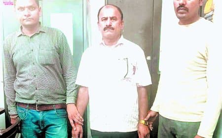 पेंशन प्रकरण में रिश्वत मांगने वाला बाबू ट्रैप, लोकायुक्त ने तीन हजार लेते पकड़ा रंगेहाथ आज