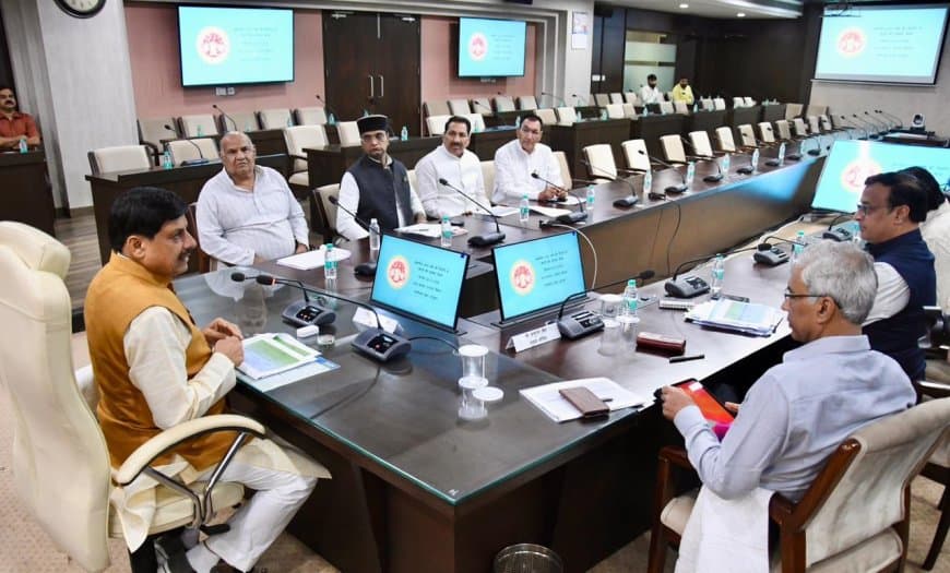 MP : संभावित अल्प वर्षा पर मध्य प्रदेश सरकार अलर्ट: सीएम ने आला अफसरों के साथ बनाई रणनीति