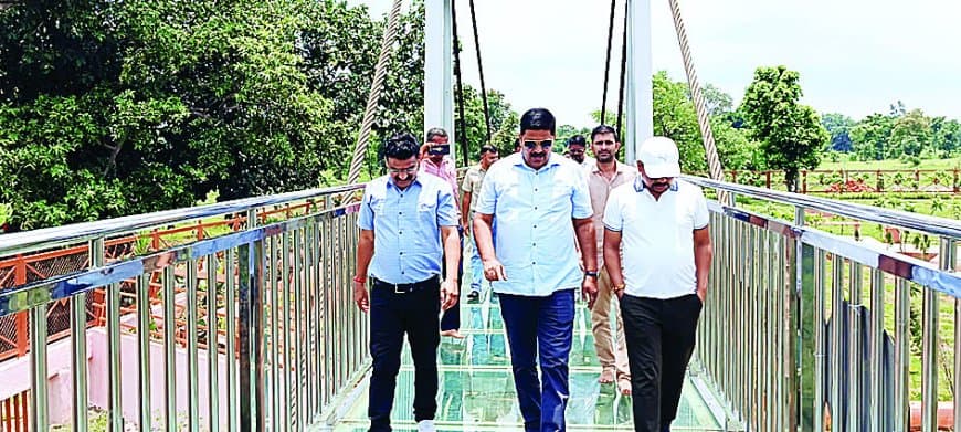 बृहस्पति कुंड ग्लास ब्रिज खुला, पन्ना को मिली रोमांचक पर्यटन की नई पहचान आज