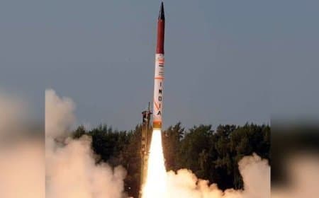 भारत ने किया अग्नि-4 मिसाइल, परमाणु हथियार ले जाने में सक्षम; चीन-पाकिस्तान की टेंशन बढ़ना तय