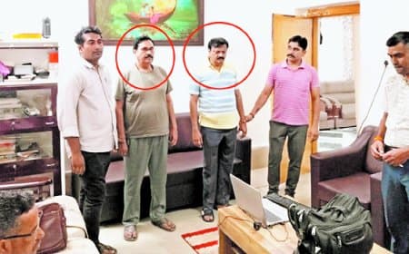 लोकायुक्त के जाल में प्रभारी मुख्य अभियंता, 50 हजार रिश्वत लेते सरकारी आवास से गिरफ्तार