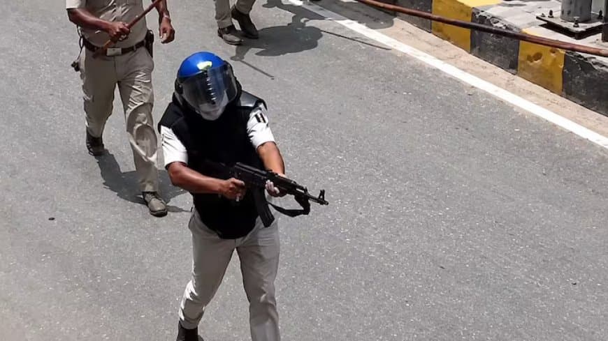 सुप्रीम कोर्ट में बिहार सरकार का जवाब: NEET प्रदर्शन के दौरान AK-47 से फायरिंग हुई