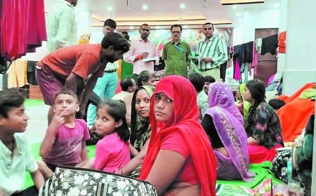 बाढ़ के बाद चित्रकूट में बीमारी का खतरा, स्वास्थ्य विभाग ने घर-घर सर्वे शुरू किया