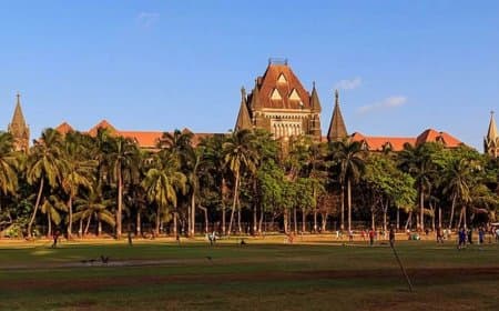 बॉम्बे हाईकोर्ट ने कहा- भारत भले चांद पर पहुंचा, समाज में आज भी जाति व्यवस्था की बुराई, सरकार दे मुआवजा