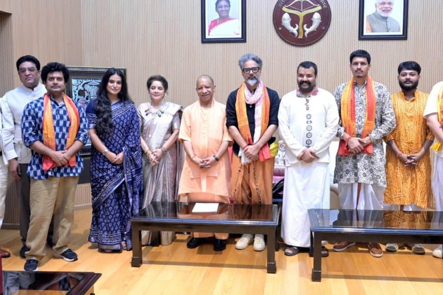 हनुमान अंश की ऐतिहासिक सफलता के बीच यूपी के सीएम योगी आदित्यनाथ से मिली फिल्म की पूरी टीम 