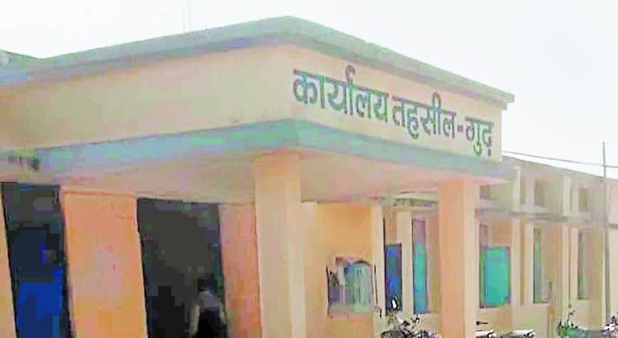भैरव बाबा मोड़ पर हादसे रोकने प्रशासन सक्रिय, स्पीड ब्रेकर और चेतावनी लाइट लगाने के निर्देश