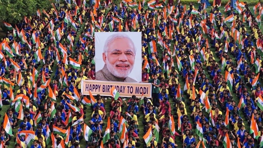 पीएम मोदी के 76वें जन्मदिन पर देशभर में उत्सव: राष्ट्रपति, केंद्रीय मंत्रियों... एमपी समेत सभी मुख्यमंत्रियों ने दी बधाई