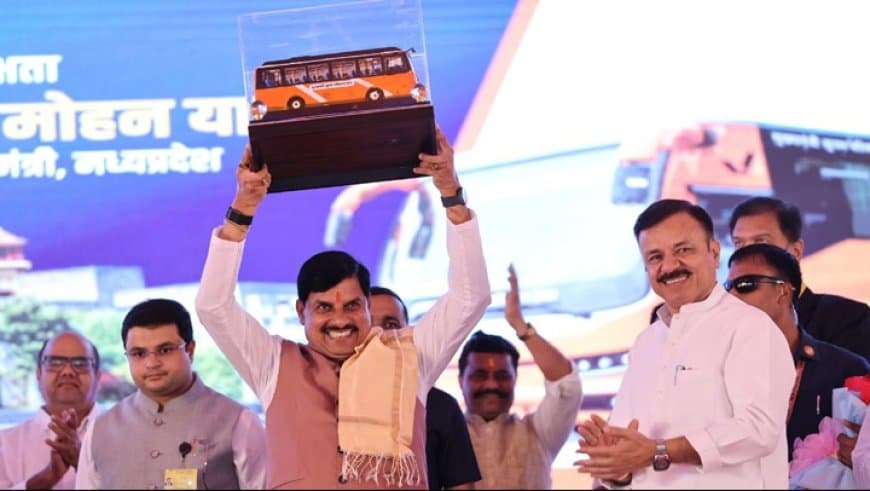 "40% पोल्यूशन का जिम्मेदार मैं..." गडकरी का बड़ा कबूलनामा, बस कॉन्ट्रैक्टर्स को दी 'रगड़ने' की धमकी