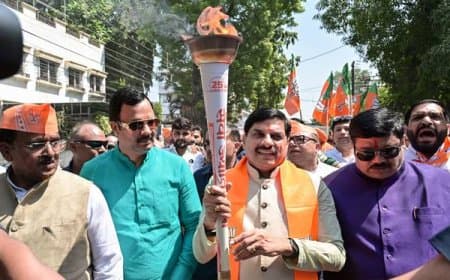 मोदी के सार्वजनिक जीवन के 25 वर्ष :  सीएम यादव ने कहा-  सेवा, सुशासन और गरीब कल्याण की अनवरत यात्रा