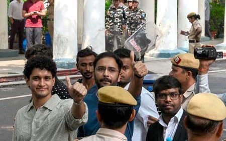 दिल्ली हाईकोर्ट सख्त: सौरव-आशुतोष की जमानत याचिका पर कहा- संगठन वही, लेकिन बदल गया मकसद