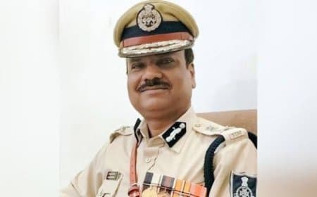 30 नवंबर को ही रिटायर होंगे डीजीपी कैलाश मकवाणा, गृह विभाग ने जारी किया आदेश | नए DGP की रेस तेज