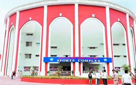 रीवा का करोड़ों का स्पोर्ट्स कॉम्प्लेक्स अधिकारीविहीन, पांच महीने से वेतन के इंतजार में आठ कर्मचारी परेशान