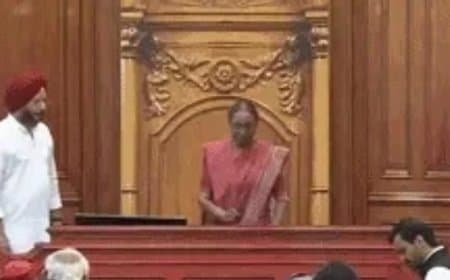मॉक संसद में ज्ञानेश कुमार पर 'जन महाभियोग': खरगे का गंभीर आरोप- PM और गृह मंत्री के निर्देश पर चल रहा चुनाव आयोग