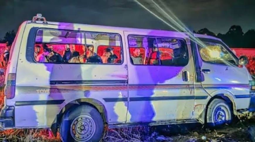 सीरिया के होम्स में यात्री बस पर ताबड़तोड़ गोलीबारी, 7 कर्मचारियों की मौत और 4 घायल
