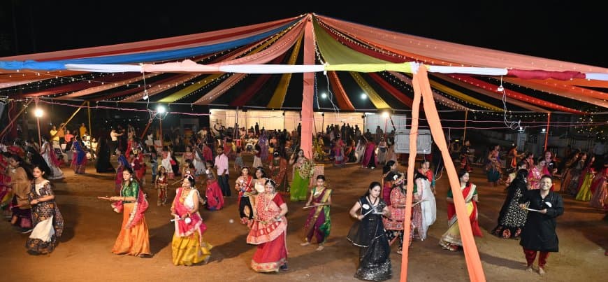 गरबा की ताल, भक्ति का उल्लास: भेल में जीवंत हुई सांस्कृतिक धरोहर