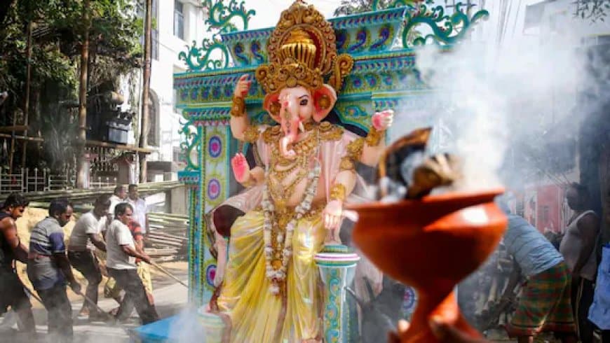गणेश चतुर्थी... देशभर में रही ‘गणपति बप्पा मोरया’ की गूंज गणेश चतुर्थी... देशभर में रही ‘गणपति बप्पा मोरया’ की गूंज
