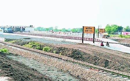 सतना-पन्ना नई रेल लाइन को मिला नया आयाम: करही और बरेठिया स्टेशन होंगे एनएसजी-6 श्रेणी में, जल्द मिलेगी टिकट सुविधा और यात्री सुविधाएं सतना-पन्ना नई रेल लाइन को मिला नया आयाम: करही और बरेठिया स्टेशन होंगे एनएसजी-6 श्रेणी में, जल्द मिलेगी टिकट सुविधा और यात्री सुविधाएं