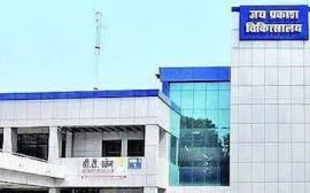 जेपी अस्पताल भोपाल में बड़ी लापरवाही: सर्जरी से पहले OT की बिजली गुल, टॉर्च में इलाज; 8 मरीजों की डायलिसिस रुकी