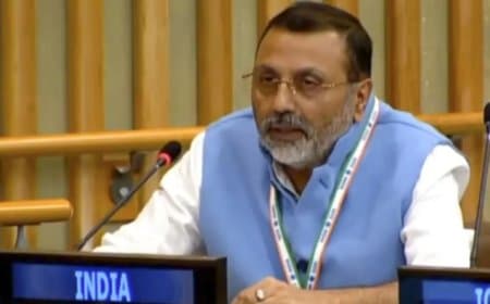 भाजपा सांसद बोले... उपदेश न दे पाकिस्तान... खुद को आइने में देखे