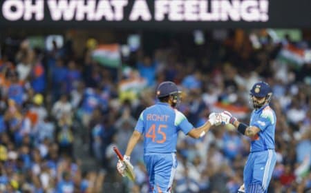 सिडनी में 'रो-को' का जलवा, अटूट साझेदारी के साथ भारत को दिलाई 9 विकेट से जीत