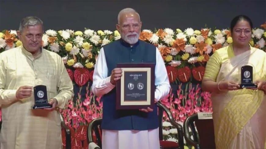 संघ के 100 साल... धाराएं बढ़ीं, लेकिन विचार एक ही- राष्ट्र निर्माण संघ के 100 साल... धाराएं बढ़ीं, लेकिन विचार एक ही- राष्ट्र निर्माण