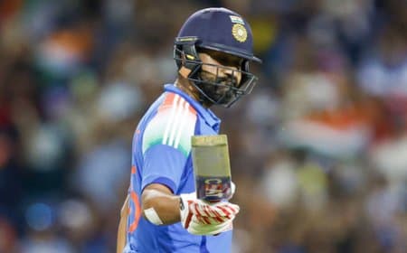 आईसीसी वनडे रैंकिंग: रोहित शर्मा शीर्ष पर बरकरार, शुभमन गिल और बाबर आजम लुढ़के