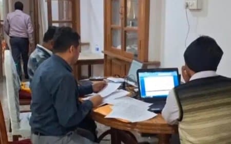 सीधी: जमीन रिपोर्ट के लिए ₹2000 की रिश्वत लेते चुरहट का पटवारी शिव प्रताप सिंह गिरफ्तार, लोकायुक्त टीम की कार्रवाई