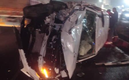 उत्तरप्रदेश...तीन गाड़ियों में भिड़ंत, दो लोगों की मौत