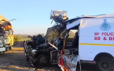 सागर... बीडीएस का वाहन ट्रक से भिड़ा, मुरैना के चार जवानों की मौत