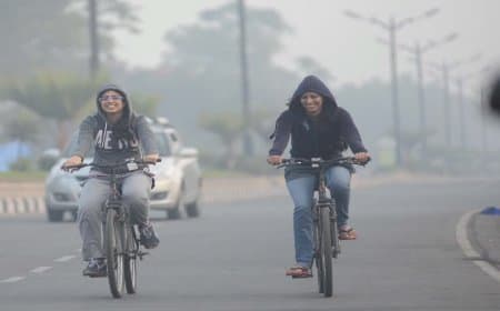 मध्यप्रदेश में ठंड का अटैक... भोपाल, इंदौर-ग्वालियर में घना कोहरा