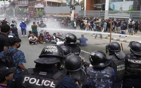 नेपाल... एक बार फिर भड़की हिंसा, हाई अलर्ट के बाद भारत की सीमा सील