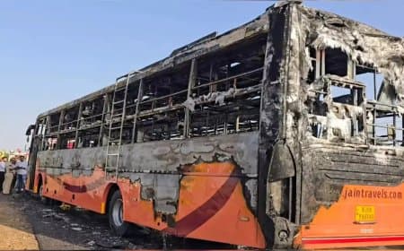 हादसों से सबक... स्लीपर बसों में अब सेफ्टी फीचर देना अनिवार्य