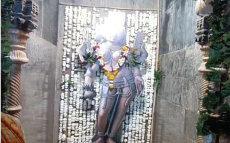 धार: भोजशाला में मां वाग्देवी के दर्शन के लिए उमड़ा श्रद्धा का सैलाब