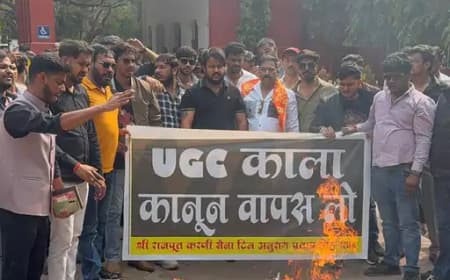 यूजीसी की नई नीति पर छिड़ा संग्राम, DAVV इंदौर में भारी विरोध