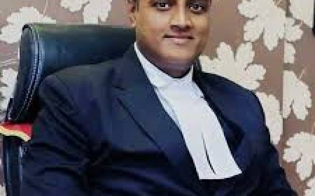 इंदौर हाईकोर्ट बार एसोसिएशन: मनीष अध्यक्ष, अभिषेक उपाध्यक्ष और मनीष सचिव