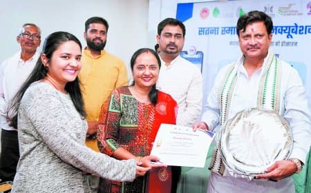 इन्क्यूबेशन सेंटर से प्रशिक्षण पाकर महिलाएं बन रहीं आत्मनिर्भर, उद्यमिता की नई मिसाल