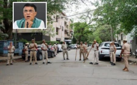 असम पुलिस की रडार पर कांग्रेस नेता पवन खेड़ा, हैदराबाद आवास की घेराबंदी असम पुलिस की रडार पर कांग्रेस नेता पवन खेड़ा, हैदराबाद आवास की घेराबंदी