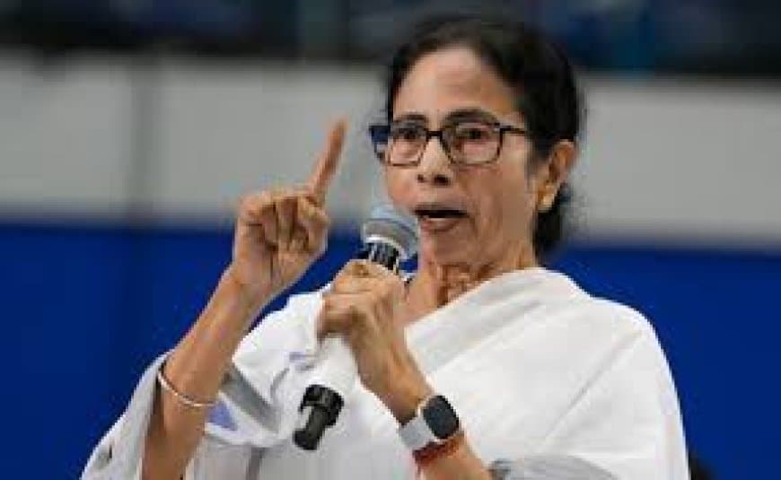 ममता बनर्जी का बड़ा एक्शन: TMC से फिरहाद हकीम और अरूप बिस्वास समेत 8 नेता निष्कासित ममता बनर्जी का बड़ा एक्शन: TMC से फिरहाद हकीम और अरूप बिस्वास समेत 8 नेता निष्कासित