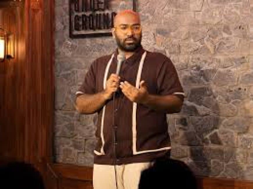 पवन कल्याण पर टिप्पणी करना पड़ा भारी, प्रयागराज से स्टैंड-अप कॉमेडियन अनुदीप कटिकाला हुए गिरफ्तार पवन कल्याण पर टिप्पणी करना पड़ा भारी, प्रयागराज से स्टैंड-अप कॉमेडियन अनुदीप कटिकाला हुए गिरफ्तार