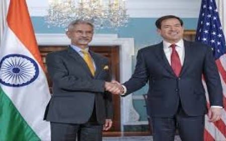 US-India Relations: दिल्ली में मार्को रूबियो - एस जयशंकर की मुलाकात; वीजा नियमों से लेकर ईरान संकट पर हुई खुलकर बात US-India Relations: दिल्ली में मार्को रूबियो - एस जयशंकर की मुलाकात; वीजा नियमों से लेकर ईरान संकट पर हुई खुलकर बात