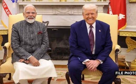 ट्रंप बोले- मैं भारत से प्यार करता हूं... प्रधानमंत्री नरेंद्र मोदी का एक बहुत बड़ा प्रशंसक भी हूं ट्रंप बोले- मैं भारत से प्यार करता हूं... प्रधानमंत्री नरेंद्र मोदी का एक बहुत बड़ा प्रशंसक भी हूं